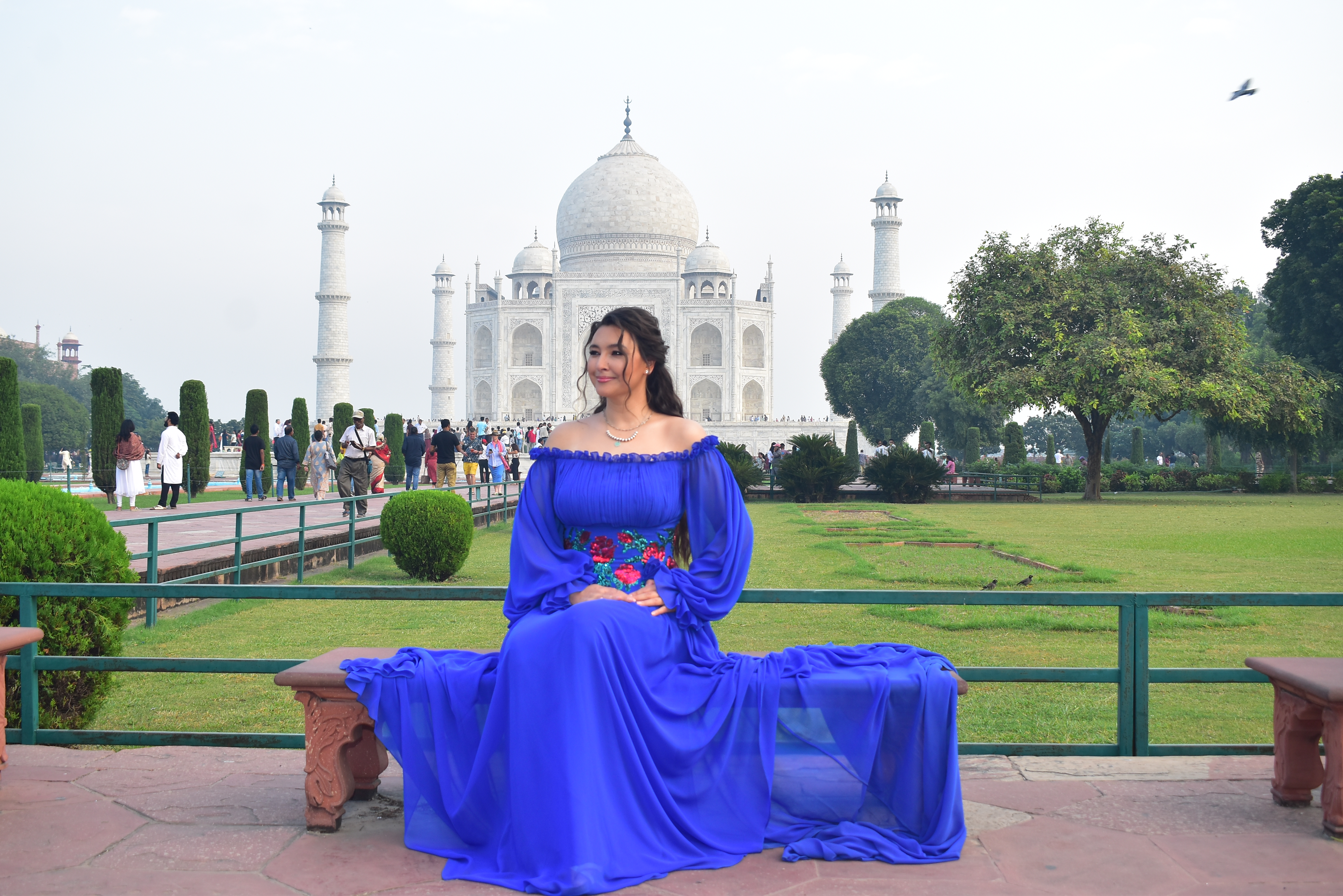 Taj Mahal Tour by Gatimaan Express Train from Delhi